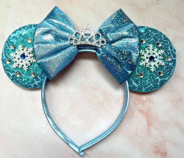 Elsa with Crown Mouse Ears