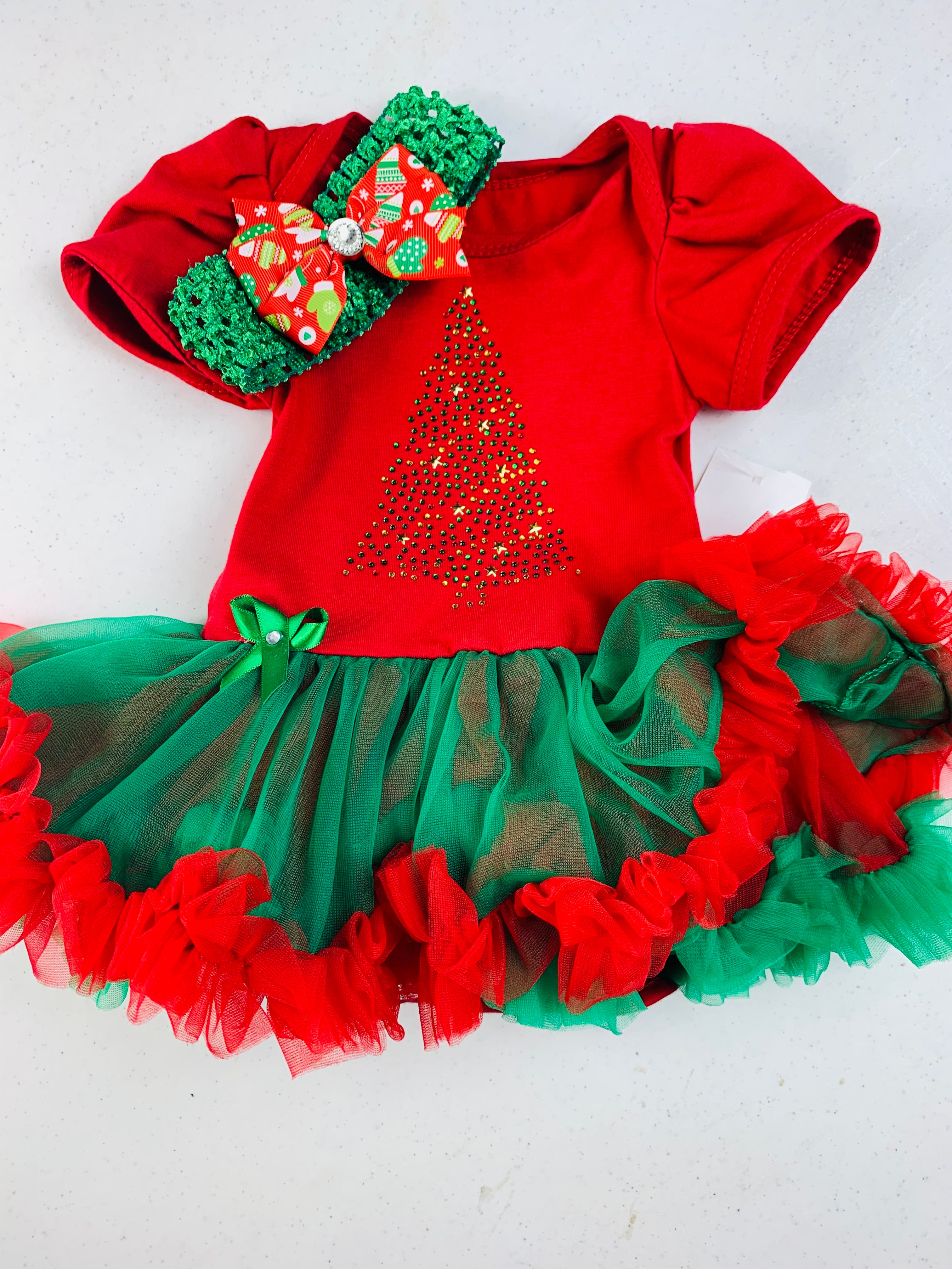 Resale Christmas outfit with bow 🧵 3m